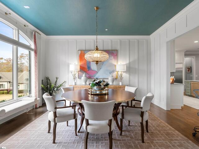 Photo of 100 Putney Bridge Road