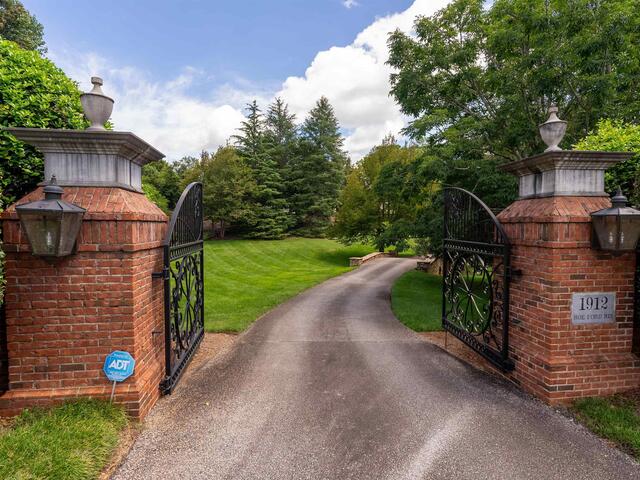 Photo of 1912 Roe Ford Road