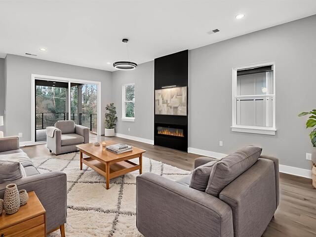 Photo of 112C Chestnut Street