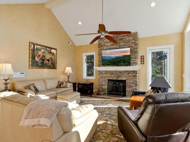 Photo of 4 N Hyacinth Drive