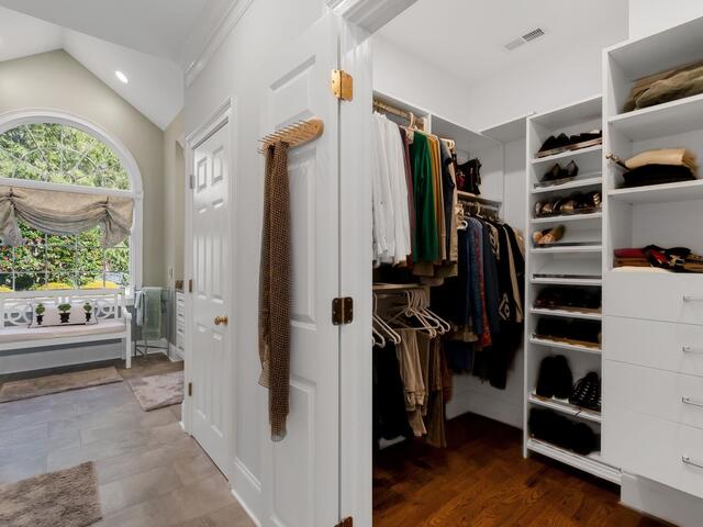 Photo of 4 N Hyacinth Drive