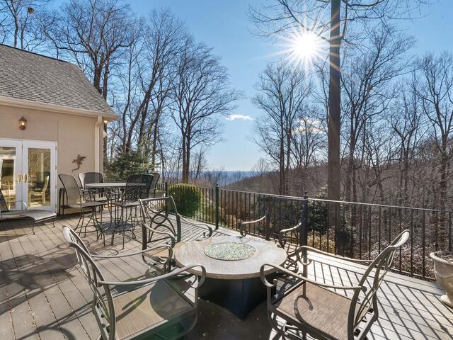 Photo of 4 N Hyacinth Drive