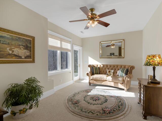 Photo of 4 N Hyacinth Drive