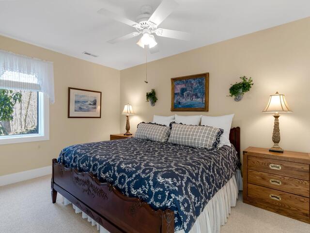 Photo of 4 N Hyacinth Drive