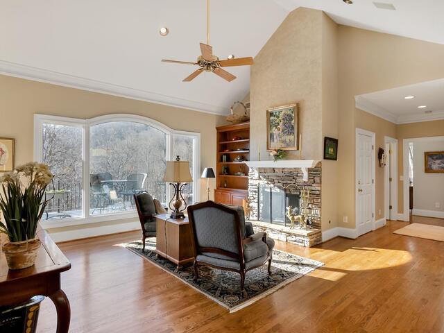 Photo of 4 N Hyacinth Drive