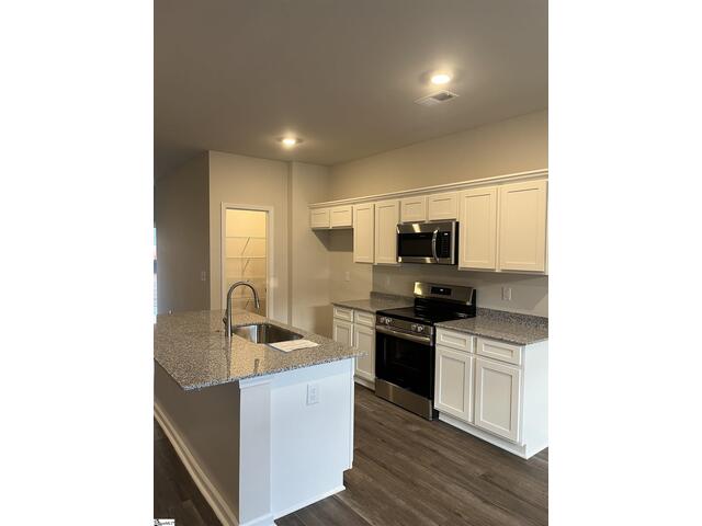 Photo of 106 Pacific Mill Place