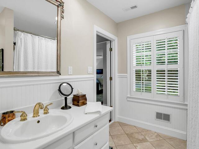 Photo of 9 Barksdale Road