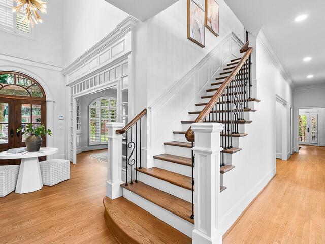 Photo of 102 Tuscany Way