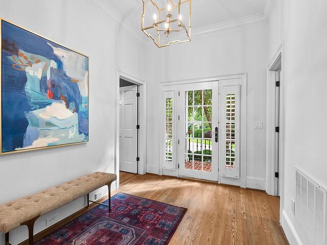 Photo of 102 Tuscany Way