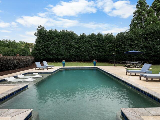 Photo of 102 Tuscany Way