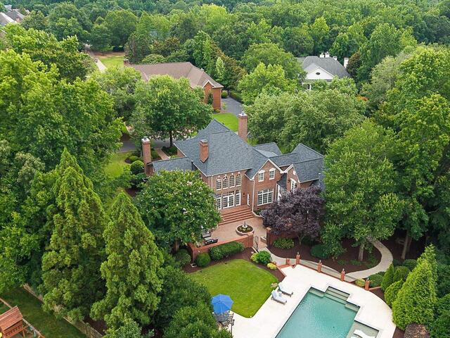 Photo of 102 Tuscany Way