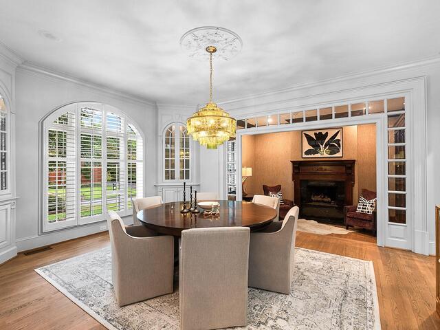 Photo of 102 Tuscany Way