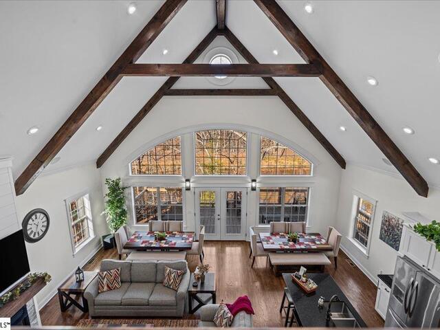 Photo of 3664 River Road