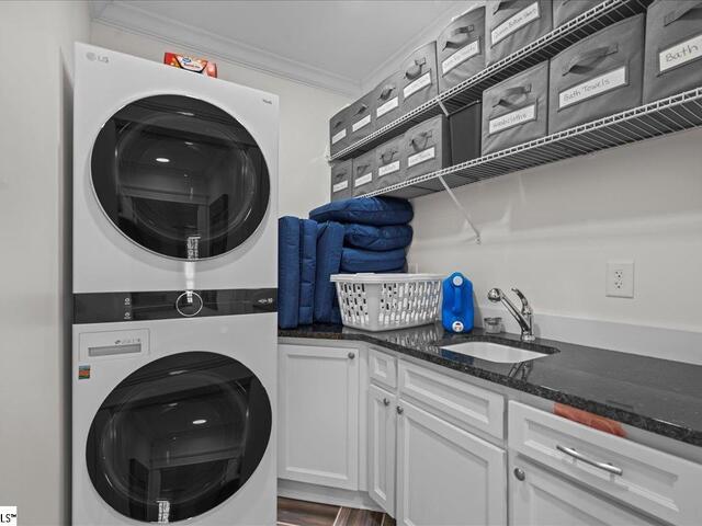 Photo of 3664 River Road