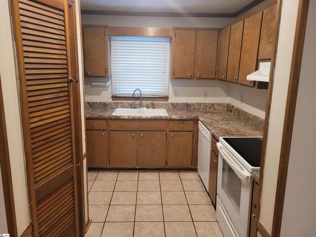 Photo of 99 Falcon Crest