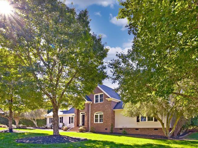 Photo of 1021 Kensington Lake Drive