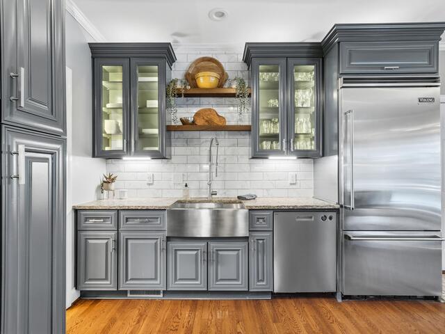 Photo of 1021 Kensington Lake Drive