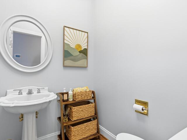 Photo of 1021 Kensington Lake Drive