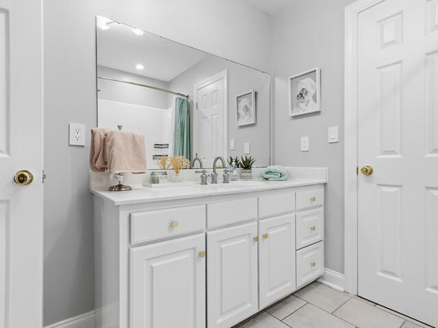 Photo of 1021 Kensington Lake Drive