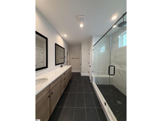 Photo of 207 Redland Way