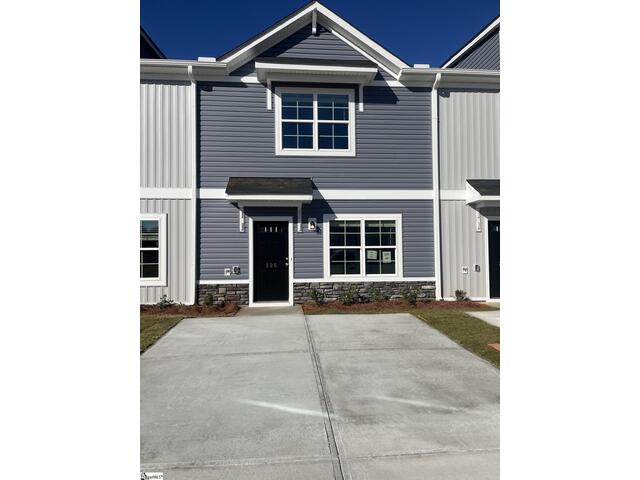 Photo of 406 Speyside Lane