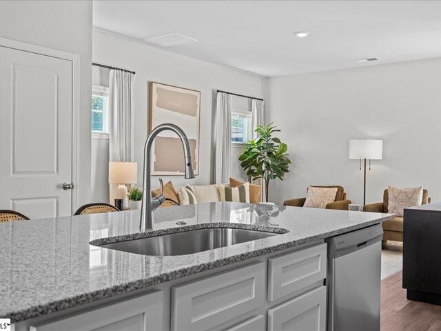 Photo of 406 Speyside Lane