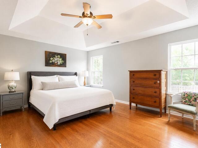 Photo of 616 FAIRVIEW LAKE Way