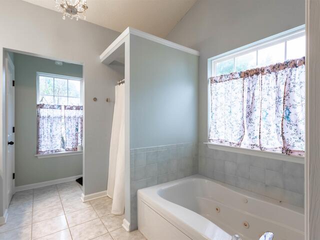 Photo of 616 FAIRVIEW LAKE Way