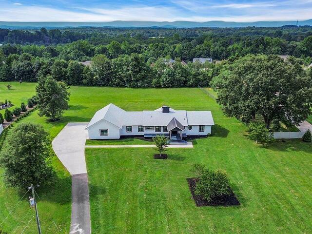 Photo of 305 Waters Road