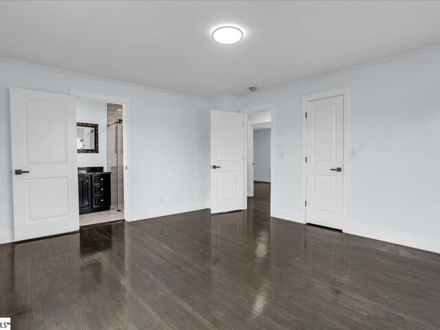 Photo of 305 Waters Road