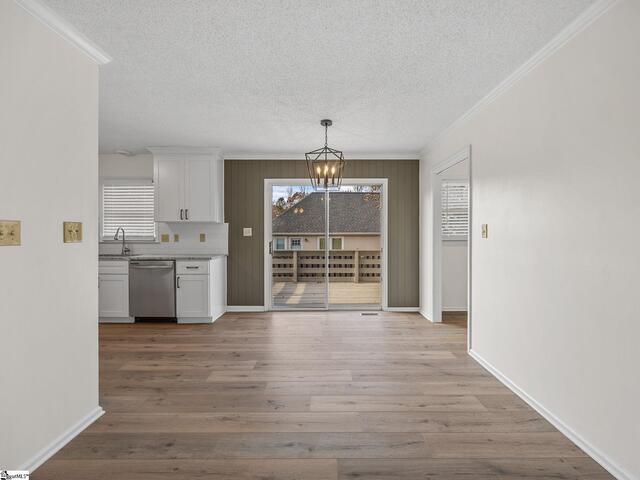 Photo of 214 Ashton Drive