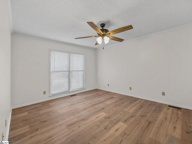 Photo of 214 Ashton Drive