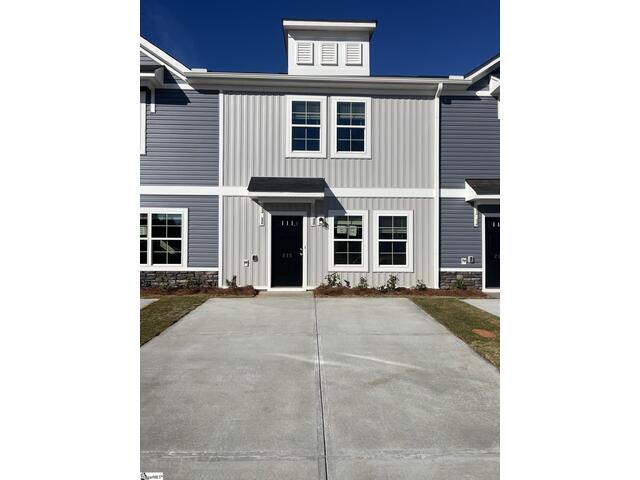 Photo of 404 Speyside Lane