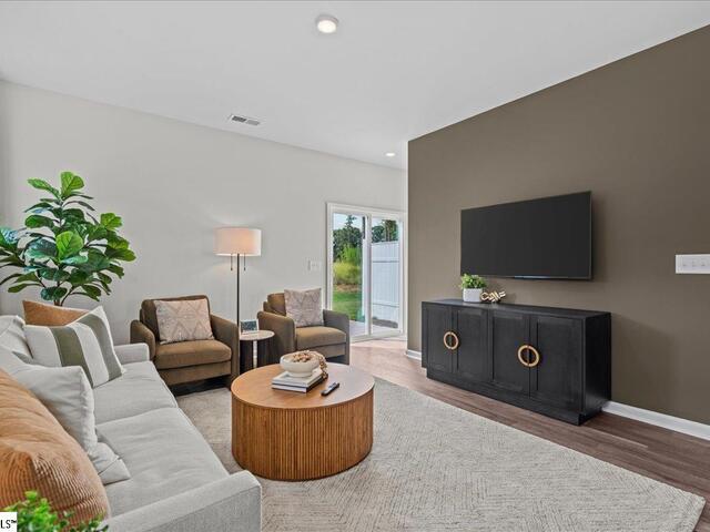 Photo of 404 Speyside Lane