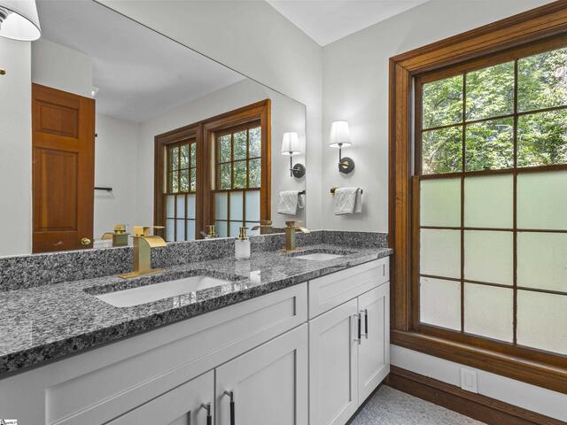 Photo of 15 Lake Circle Drive