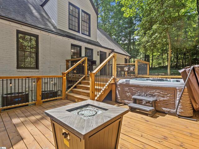 Photo of 15 Lake Circle Drive