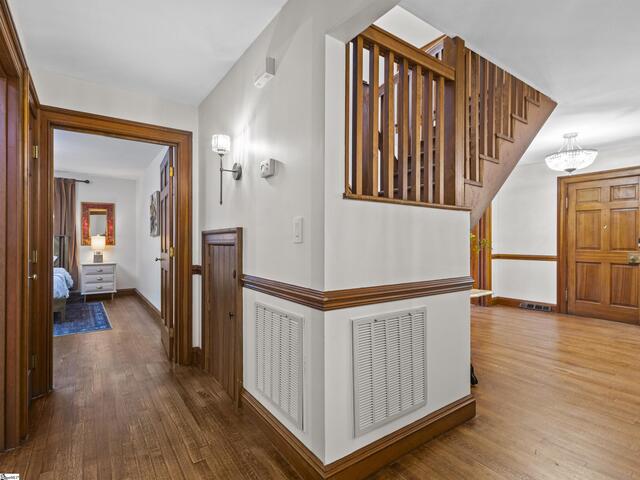 Photo of 15 Lake Circle Drive