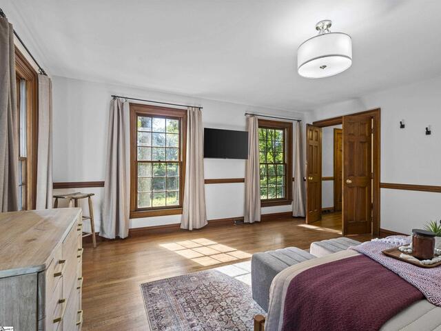 Photo of 15 Lake Circle Drive