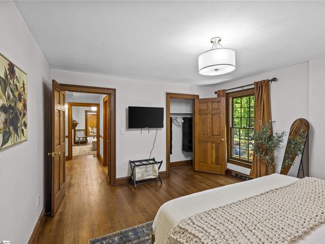 Photo of 15 Lake Circle Drive