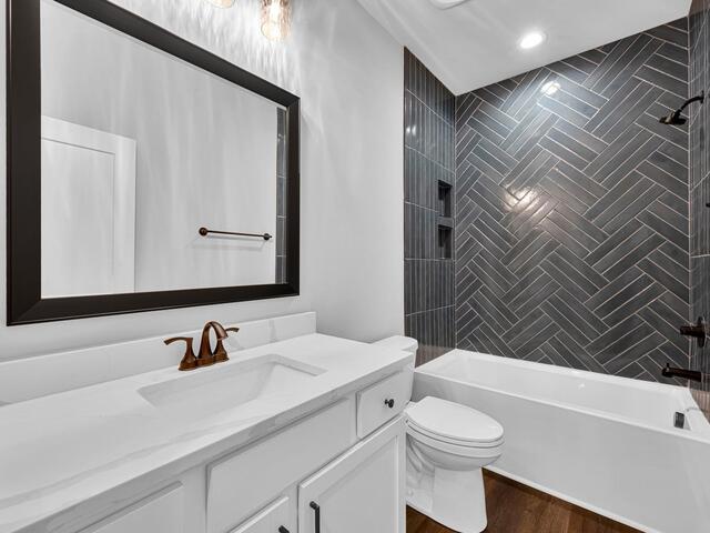Photo of 1038 Tuscany Drive