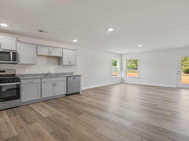 Photo of 509 Whitewater Ridge