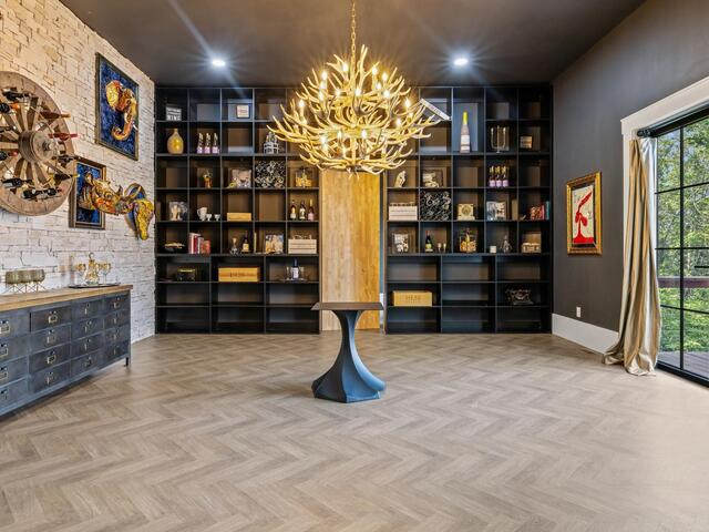 Photo of 126 Clearview Drive Photo of 126 Clearview Drive