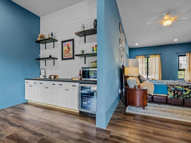 Photo of 126 Clearview Drive Photo of 126 Clearview Drive