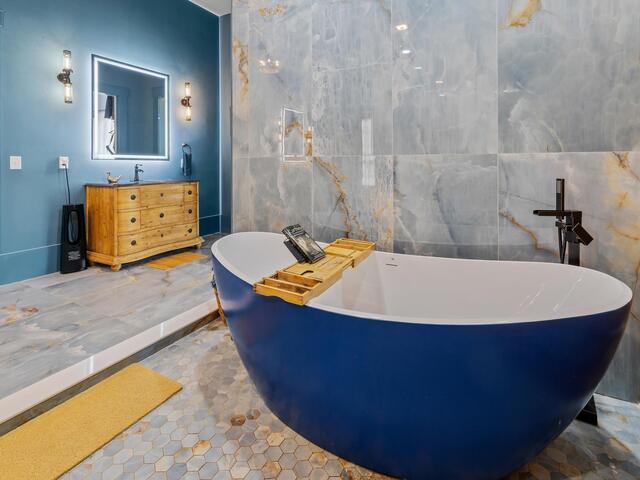 Photo of 126 Clearview Drive Photo of 126 Clearview Drive