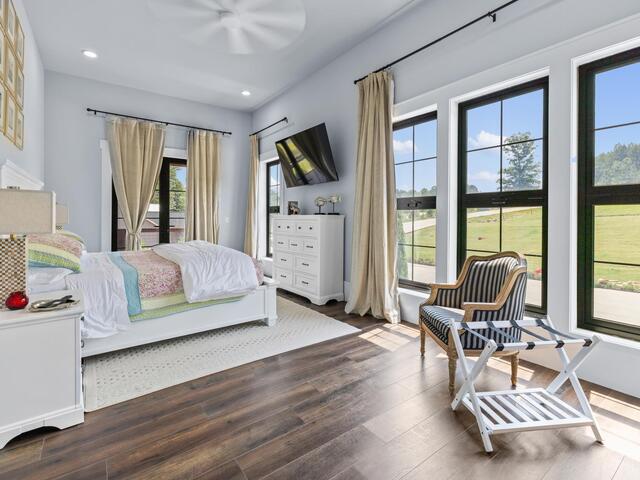 Photo of 126 Clearview Drive Photo of 126 Clearview Drive