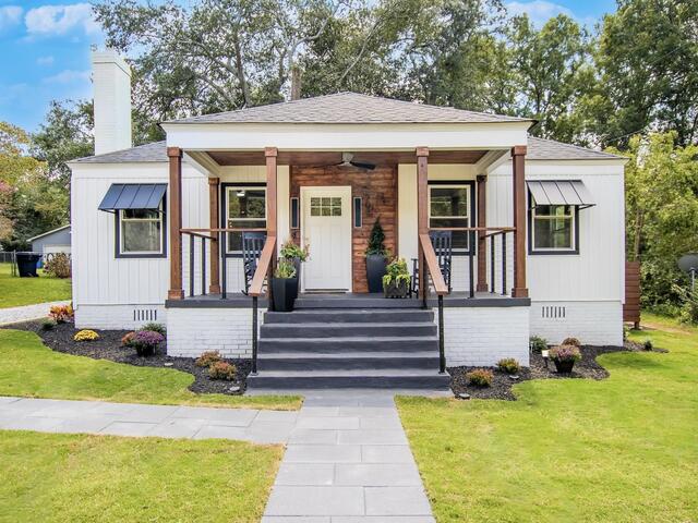 Photo of 207 Mayfield Drive