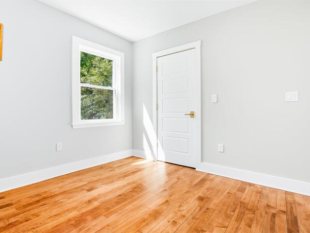 Photo of 207 Mayfield Drive