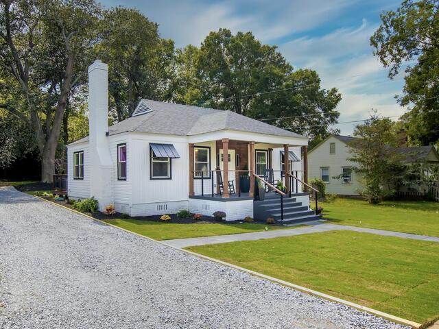 Photo of 207 Mayfield Drive