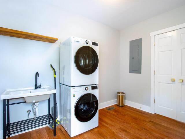 Photo of 207 Mayfield Drive