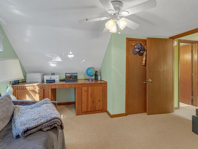 Photo of 262 Belvoir Drive